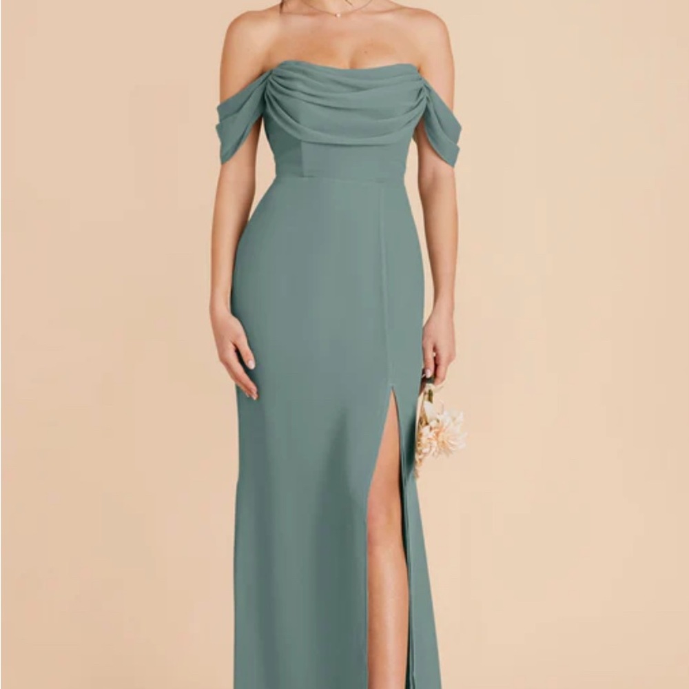 Elegant Off-Shoulder Green Dress